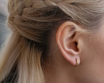 Gold huggie earrings,Hoop Earrings, small huggies hoop, tiny hoops, Piercing, Silver huggie earrings, Huggie earrings, minimalist jewelry