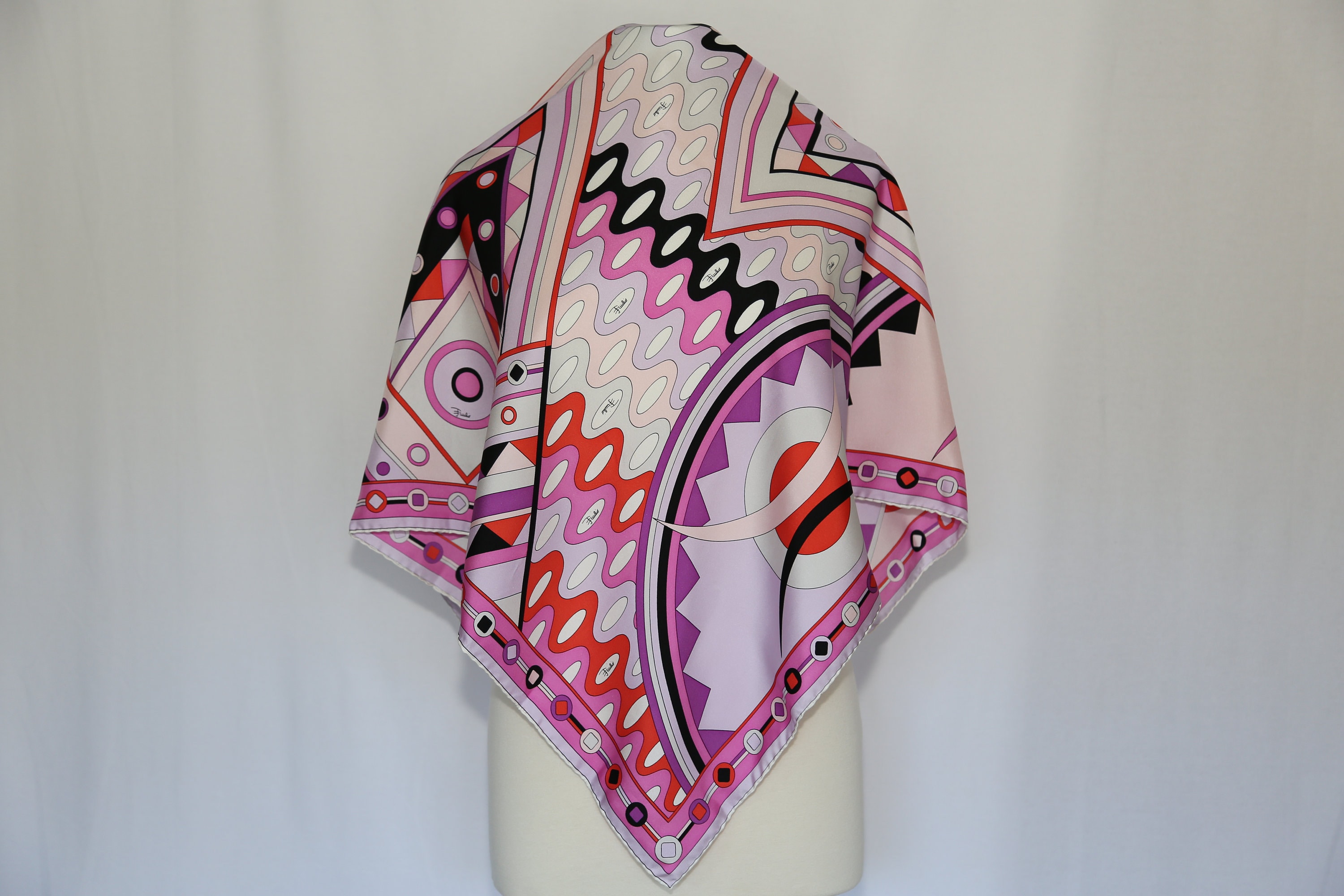 Collectible Emilio Pucci ICONIC Abstract Geometric Silk