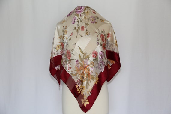 Vintage valentino silk scarf - Gem