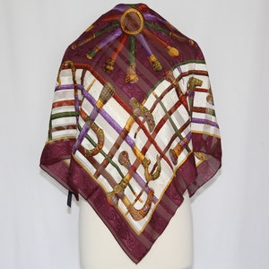 Authentic Marca luxury designer silk scarf vintage like new Read