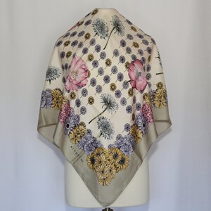 Authentic 70s RICHEL XXI Made in Italy heavy  silk twill scarf vintage floral Gorgeous