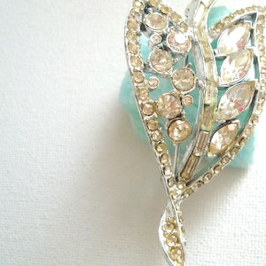 60s brooch - original brooch - rhinestone brooch - clear crystal brooch - collector&#39;s brooch