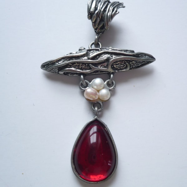 Pendentif Christine Philippe  - pendentif vintage- pendentif perles blanches - pendentif gouttes verre rouge-  - pendentif années 90