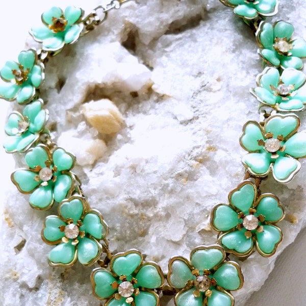 Collier vintage fleurs turquoises  - collier chaine ronde couleur or- collier articulé