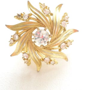 Vintage 60s brooch - rhinestone brooch - vintage gold-colored brooch - evening brooch