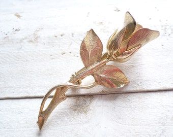 Brooch 70s- brooch flower- brooch color gold- brooch tulip- brooch vintage - brooch leaves and flowers- spindle chic