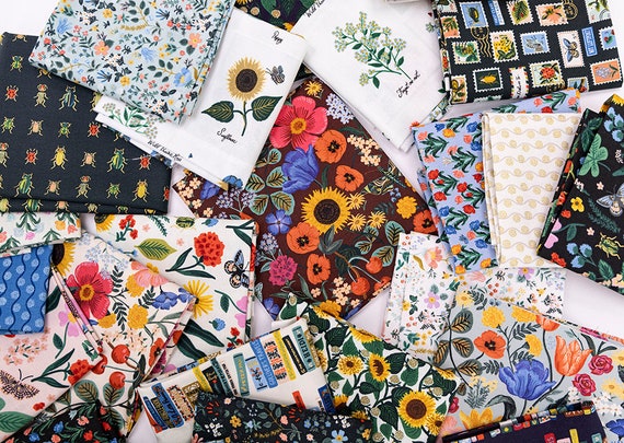 Curio: Sunflower Fields in Navy Curio: Sunflower Fields in Navy