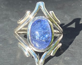 Tanzanite ring - silver tanzanite ring - oval tanzanite ring size U.K. - R 1/2, US - 9, EU - 59