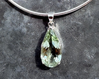 Prasiolit Halskette - Grüner Amethyst Anhänger - feine Qualität grüne Amethyst Kette