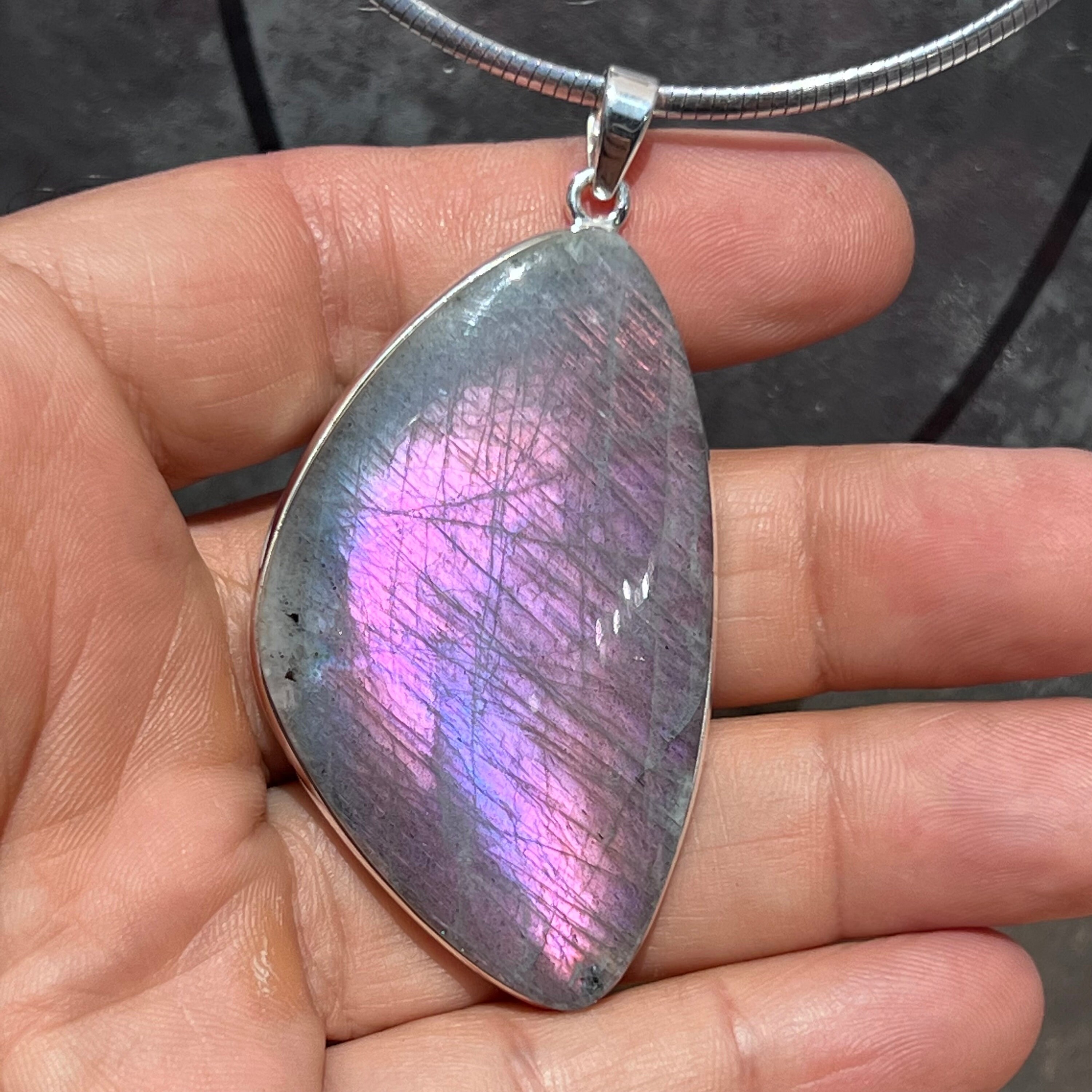 Purple labradorite best sale necklace