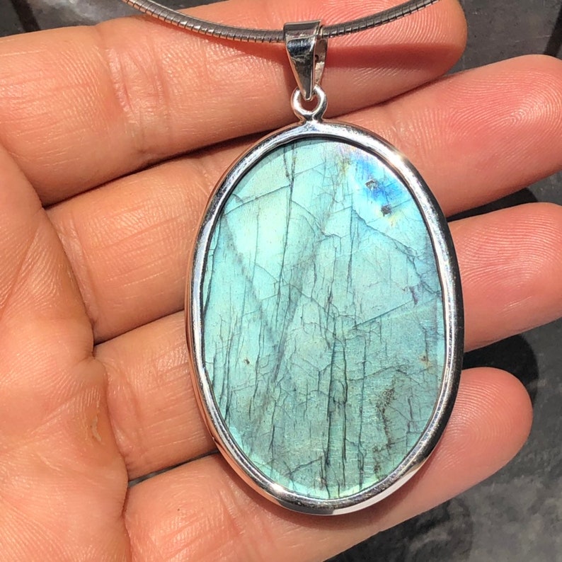 Labradorite pendant Carved Flower Labradorite pendant great flash labradorite pendant