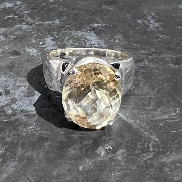 Citrine Ring, oval Citrine ring, silver citrine ring size UK - M 1/2, US - 6 3/4, EU - 53 1/2