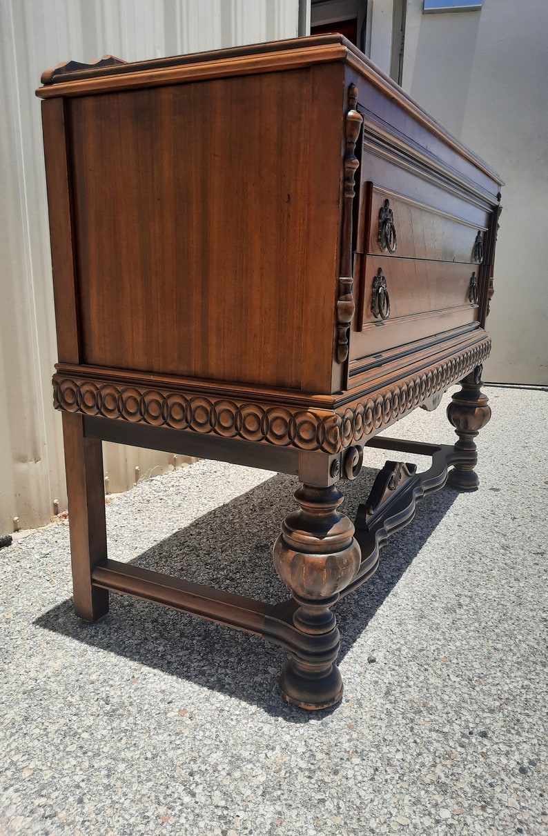 1930s Jacobean Dining Room Set 9 Pieces China Table Chairs