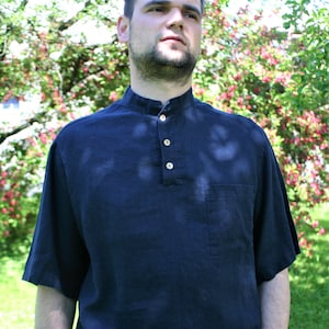Camisa de lino para hombre BRIT, camisa azul oscuro, camisa de manga corta para hombre, ropa natural