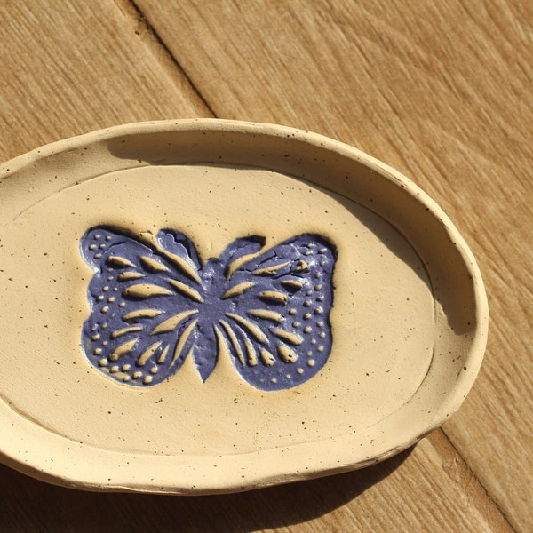 Jewelry dish made of ceramic, Jewelry dish, Miniature, Home Decor, Jewelry holder Bridesmaid Gift, Jewelry Dish, Ceramic Leaf Plate