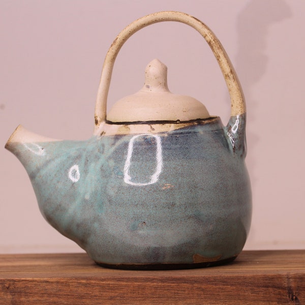 ceramic teapot