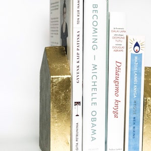 Concrete bookends // Book holder // Book lover gift // Book shelf decor// Paperweight image 2
