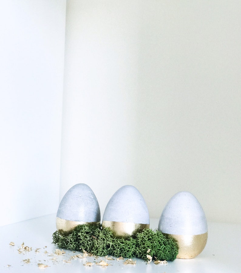 Concrete Easter eggs // // Easter table decorations // Easter gifts // Modern Easter decor // Set of 3 zdjęcie 5