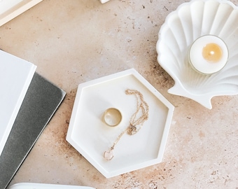 Concrete tray // Jewellery tray // Ring dish
