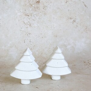 Concrete reindeer // Christmas decoration image 4