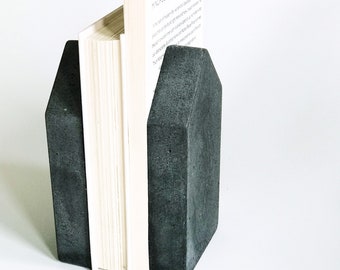 Concrete black bookends