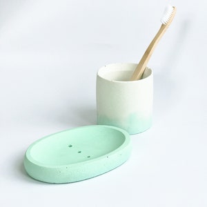 Vaisselle en béton // Support de savon vert // Savon et porte-brosse à dents Ensemble