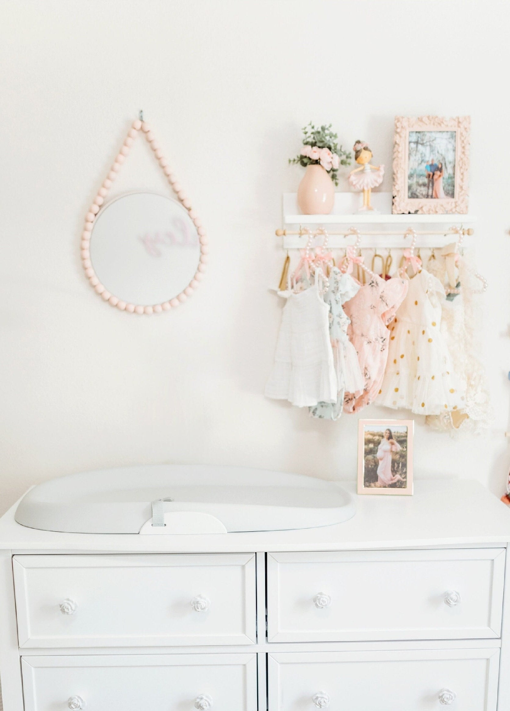 Headband holder | Bow holder for baby girl | Nursery Shelves