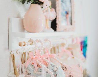 Headband holder | Bow holder for baby girl | Nursery Shelves