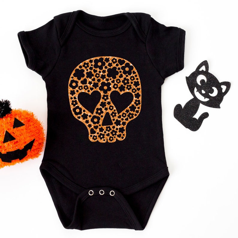 cute Halloween sugar skull with flowers and hearts SVG for shirt dxf png File for Silhouette Cameo and Cricut Commercial Use Digital Design