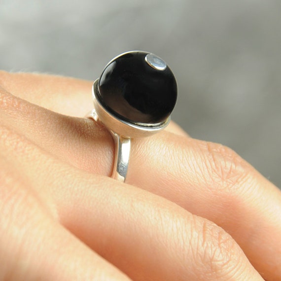 ladies big ring
