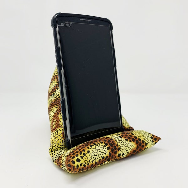 snakeskin phone posits