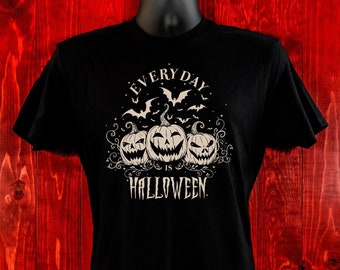 Everyday Is Halloween-Unisex Jersey Tee-Halloween Art Apparel-Halloween Tee-Men and Women-Gothic-Jack O' Lanterns And Bats T-Shirt