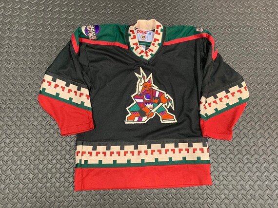 vintage coyotes jersey