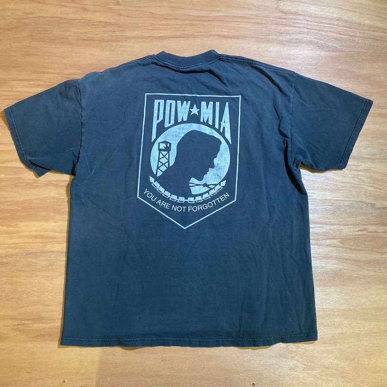 Vintage Rolling Thunder Armed Forces POW Prisoners Of War Eagle Graphic T-shirt