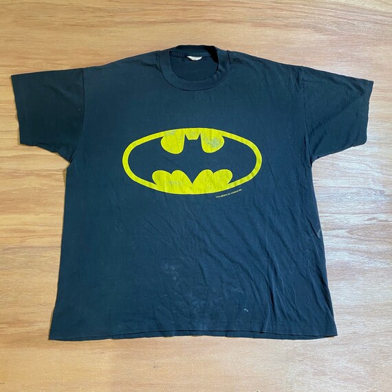 Vintage Batman 90’s big Graphic T-shirt Novel Tees