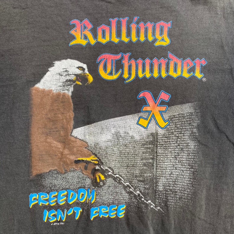 Vintage Rolling Thunder Armed Forces POW Prisoners Of War Eagle Graphic T-shirt