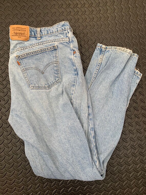 levis worldwide shipping