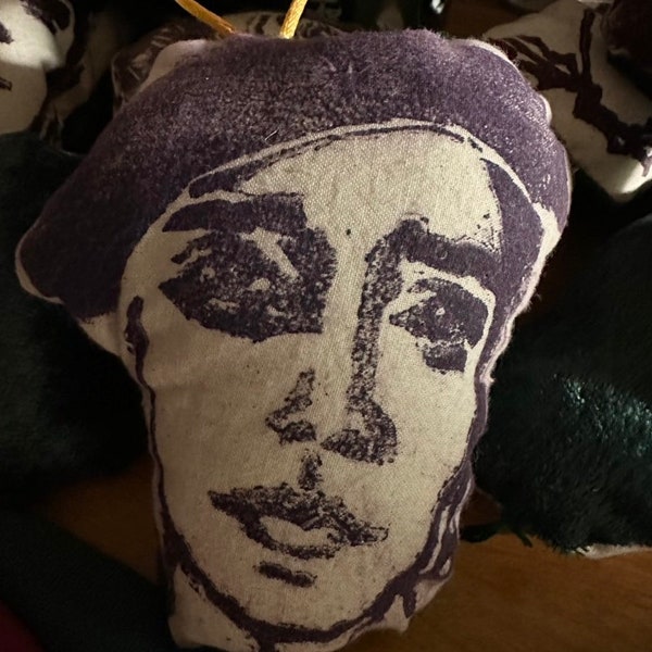 Blixa Bargeld Beret Ornament