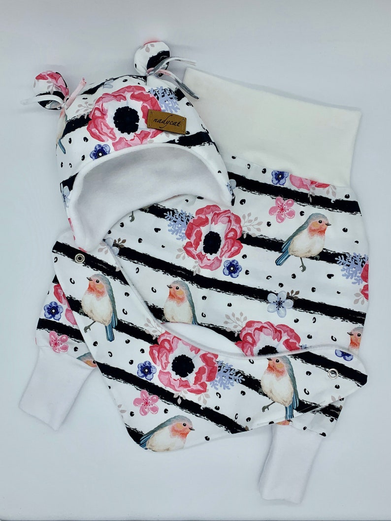 Pump pants RED-THROATED STRIPED Baby Set eye cap neck era debut set 3-piece