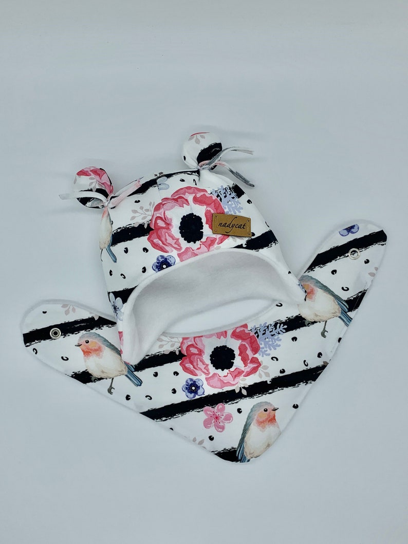 Pump pants RED-THROATED STRIPED Baby Set eye cap neck era debut set 3-piece