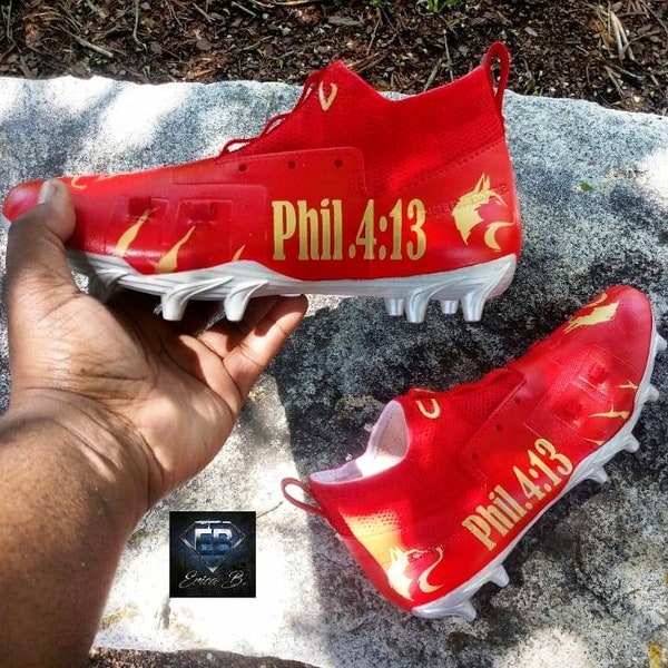 custom color football cleats