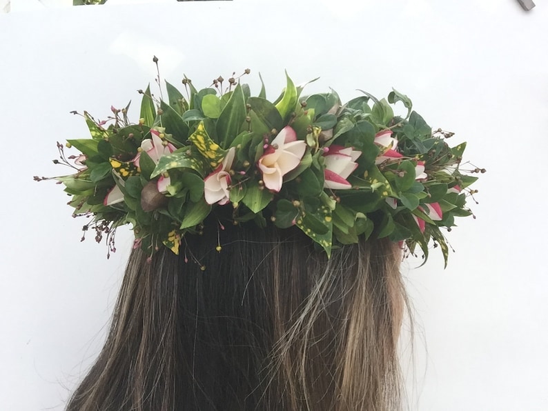 Pick up only Fresh Plumeria Ginseng crown haku lei po/'o Delivery and shipping unavailable