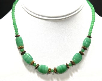 Faux Chrysoprase Green Glass Bead Choker Necklace, Faux Jade, 1930s Vintage Jewelry