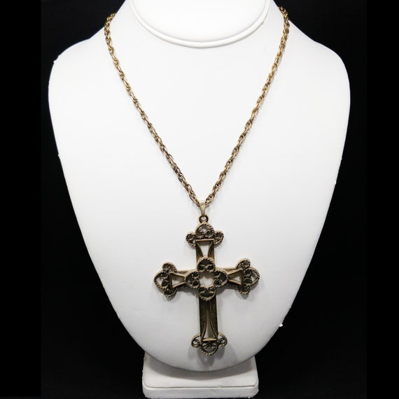 Sarah Coventry Victorian Cross Necklace, Limited … - image 10