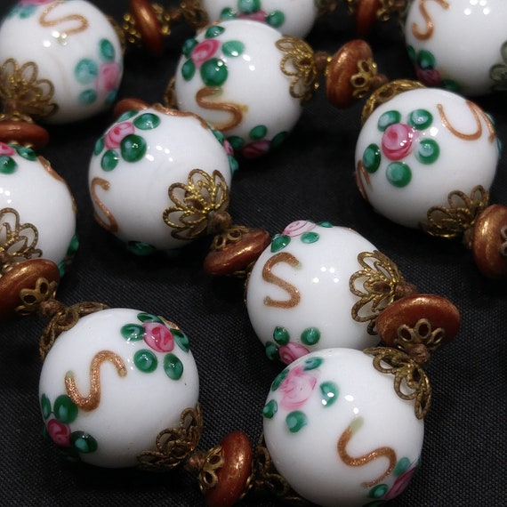 White Floral Lampwork Beaded Necklace, Hand Blown… - image 8