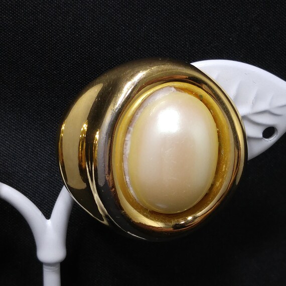 Givenchy Faux Pearl Clip Earrings, Gold Plated, 1… - image 4