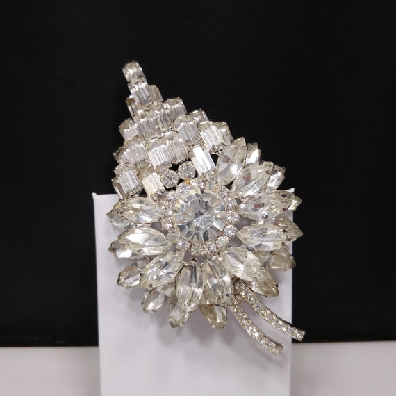 Juliana Heirloom Large Clear Rhinestone Brooch, D… - image 2