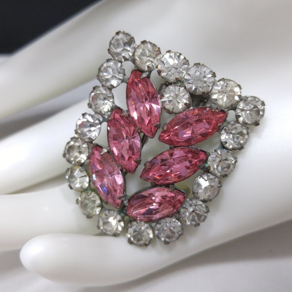 Pink & Clear Rhinestone Fur Clip, Pot Metal, Pron… - image 2