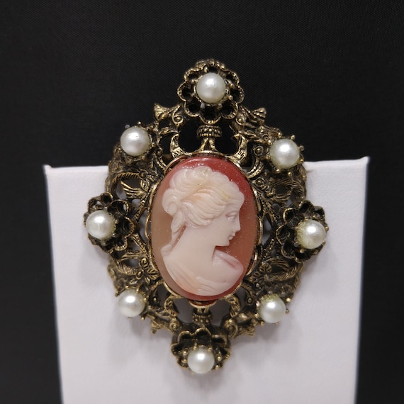 Cameo Faux Pearl Filigree Brooch & Pendant, 1960s… - image 4