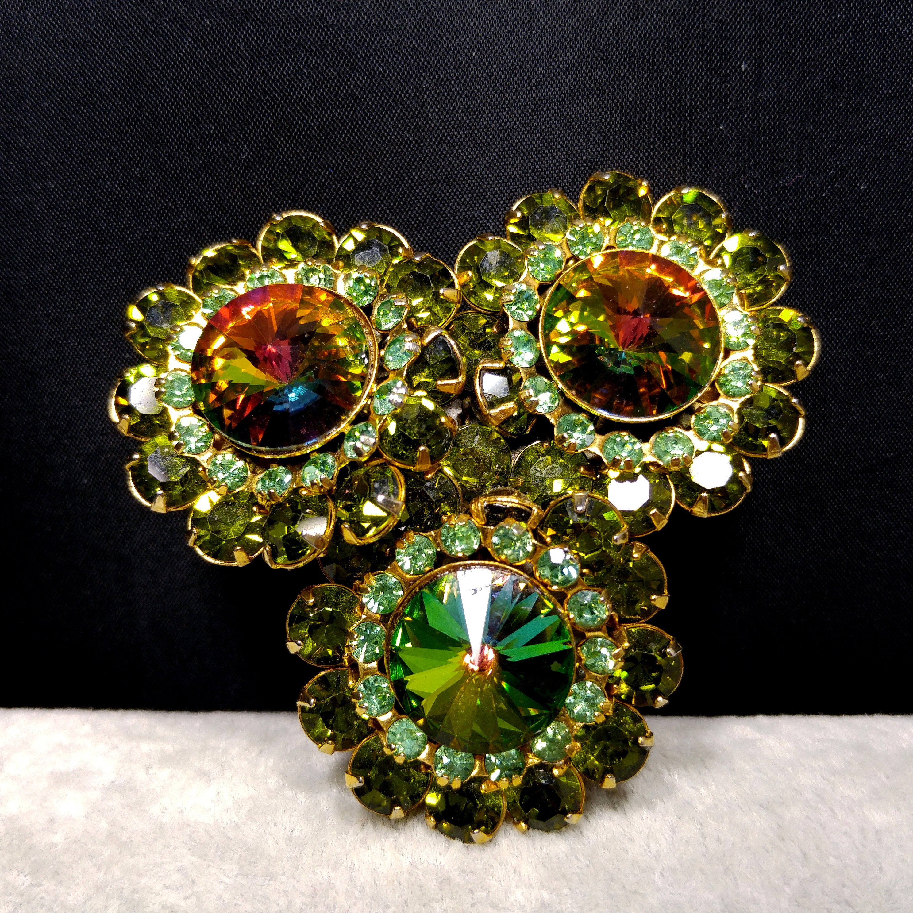 Green Watermelon Rivoli Rhinestone Brooch, Uranium Glass
